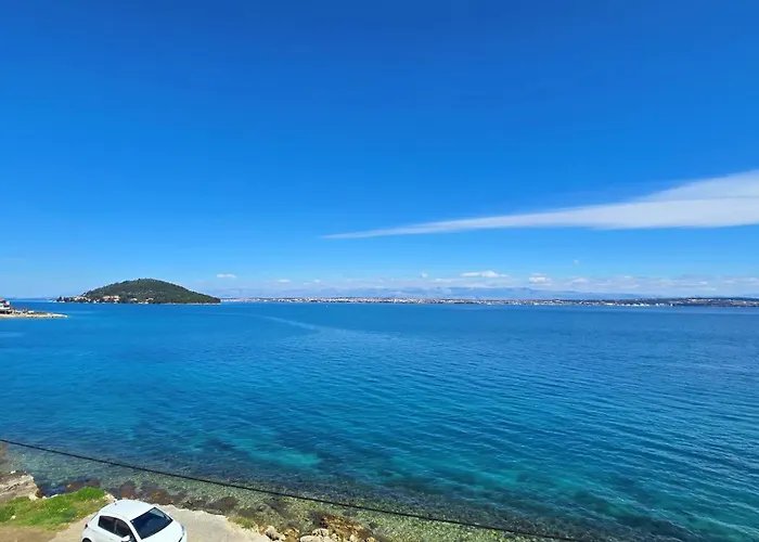 Oceanview Celestial Apartman Kali