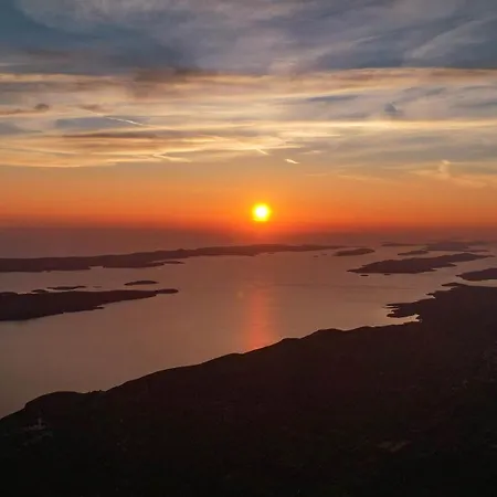 Oceanview Celestial * Kali