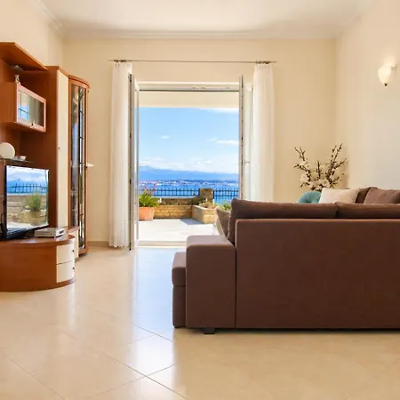 Oceanview Celestial كالي