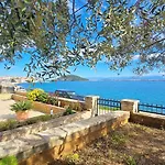 Daire Oceanview Celestial Kali